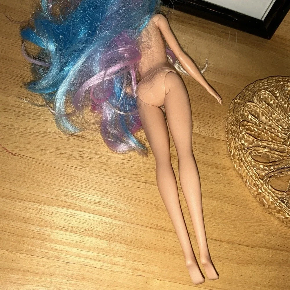 Barbie Fantasy Hair Doll 2020 Millie Face Pink Blue Blonde Nude Tinsel Earrings